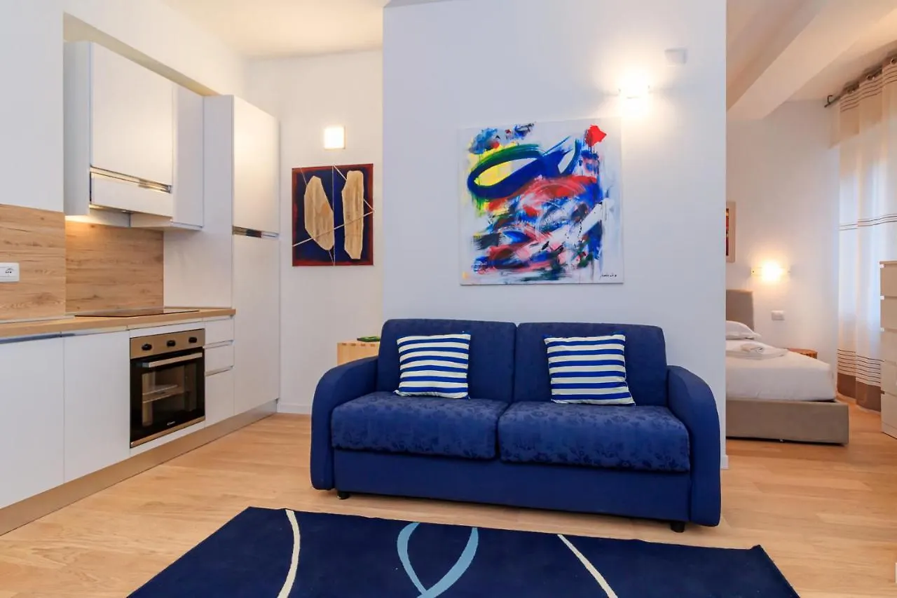 Joivy Cosy 1Bed Flat In Fiera, Milanアパートメント イタリア